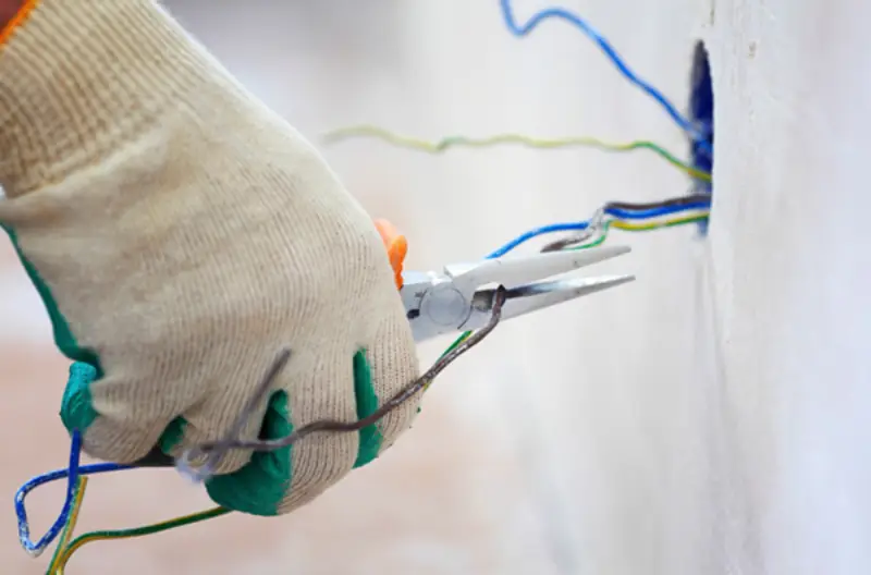 Streamline Your Summer: Expert Handyman AC Repair