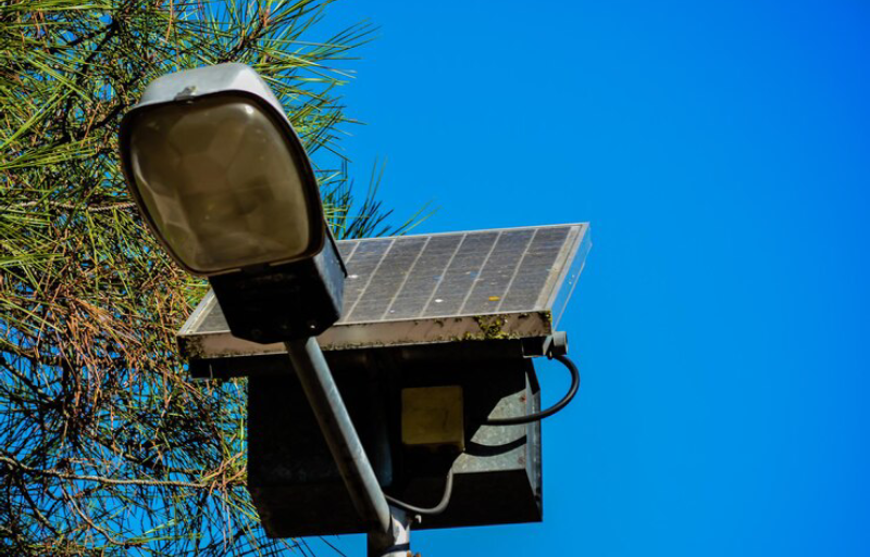 Saving Energy, Saving Money: Advantages Of Outdoor Solar Lighting