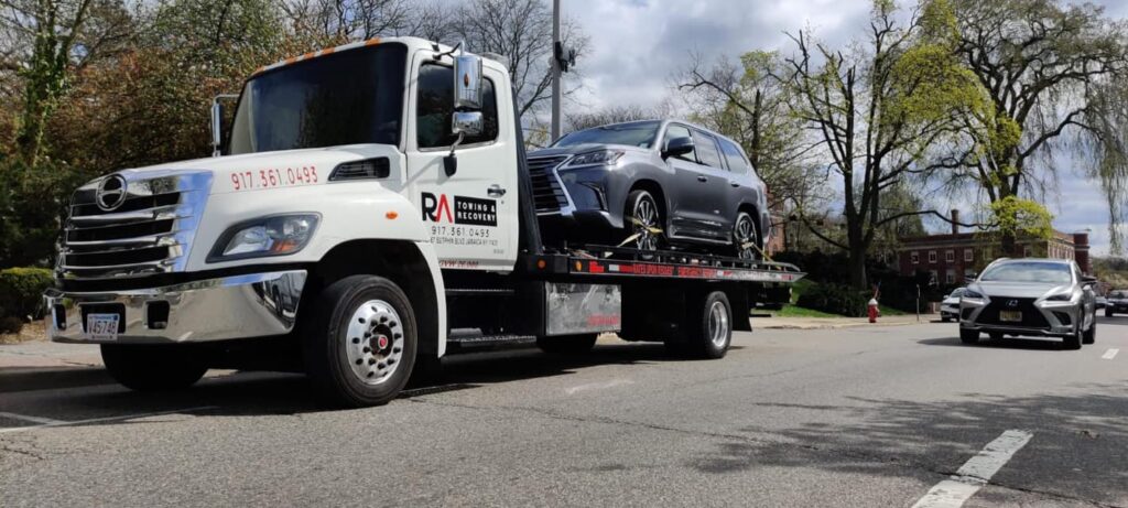 heavy duty towing in Queens