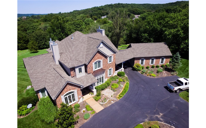 What To Expect From Roofing Contractors In Michigan During A Project?