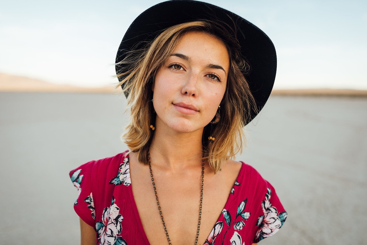 Revitalising Smiles In The Desert: A Comprehensive Guide To Veneers In Tucson