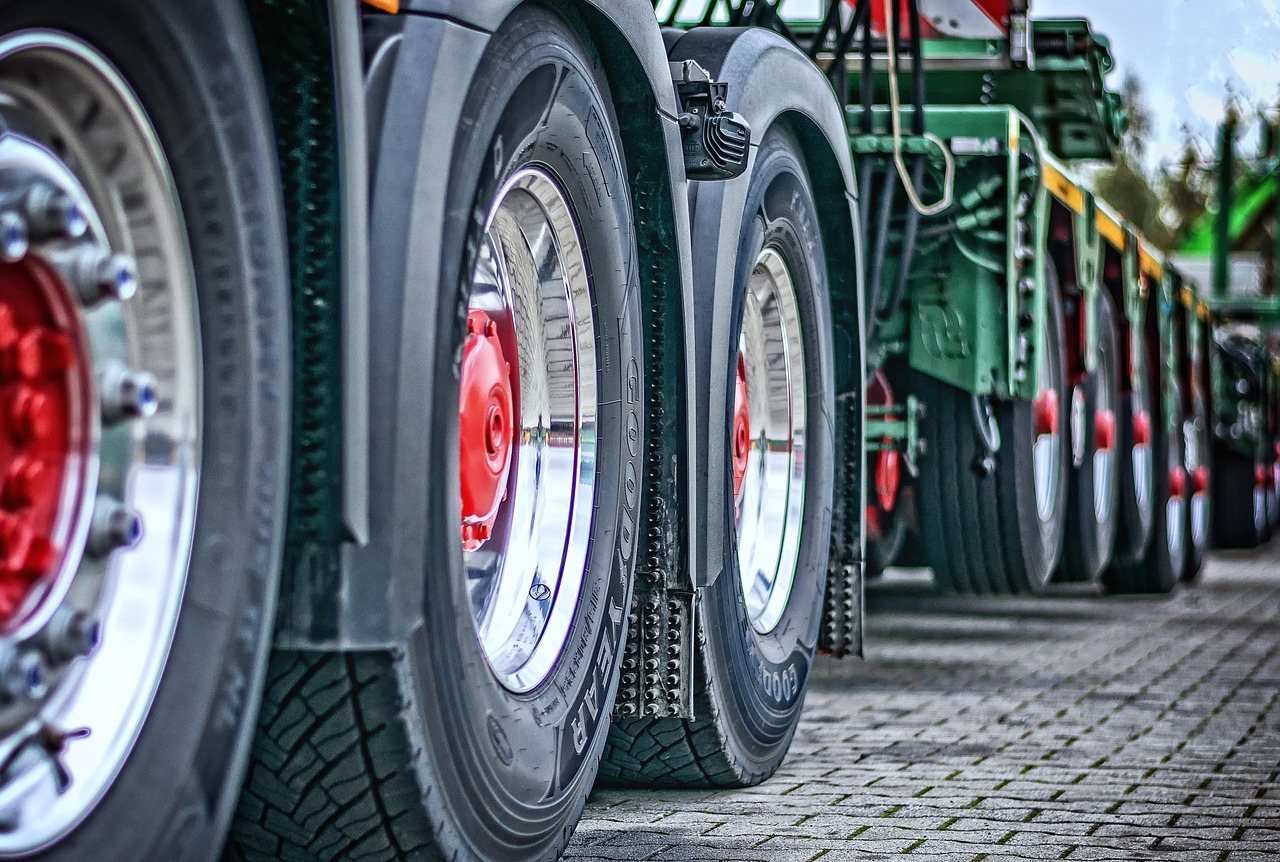 Factors To Consider For Heavy Duty Towing In Queens