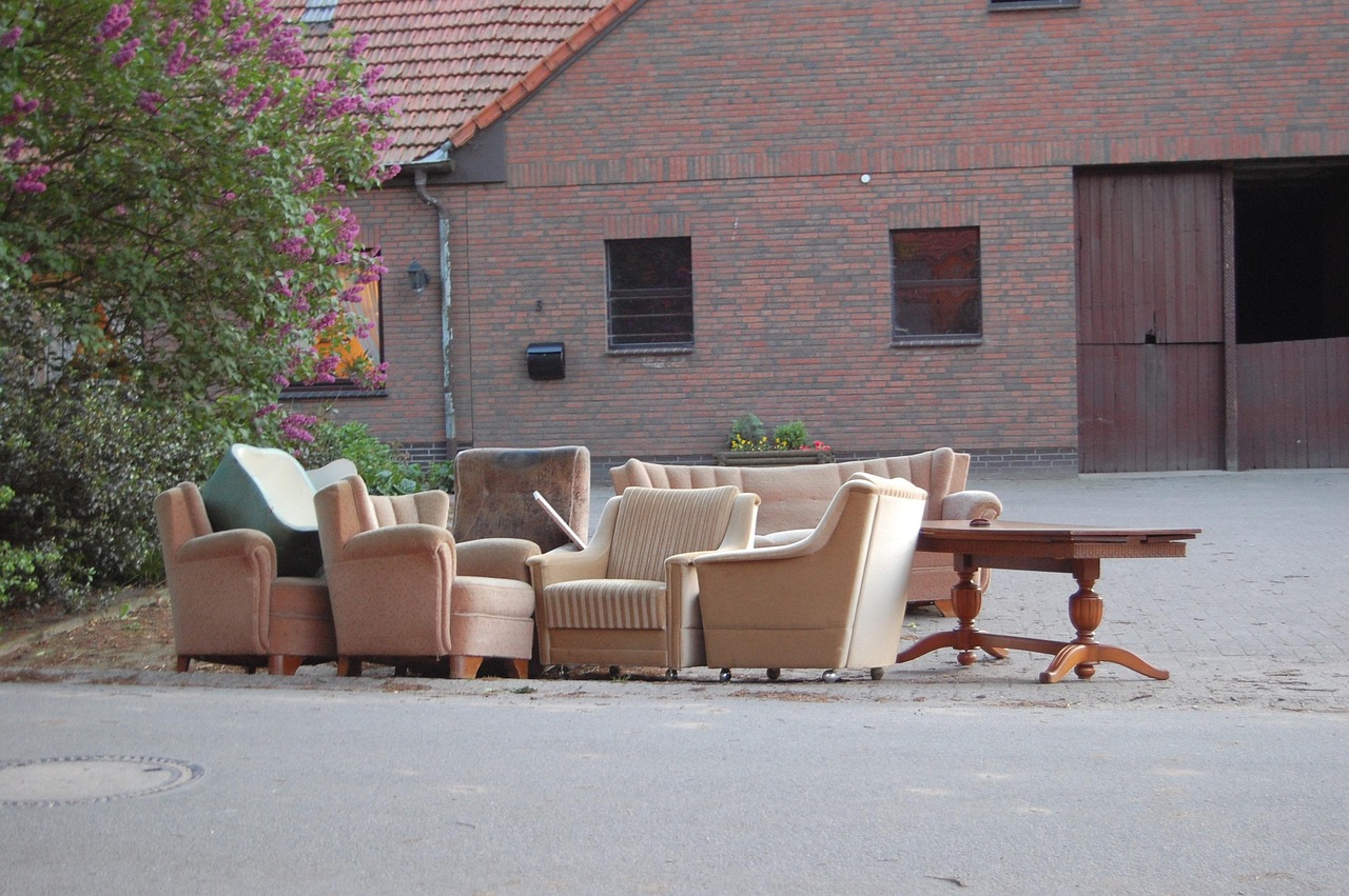 Why Choose Used Living Room Furniture in Washington DC?