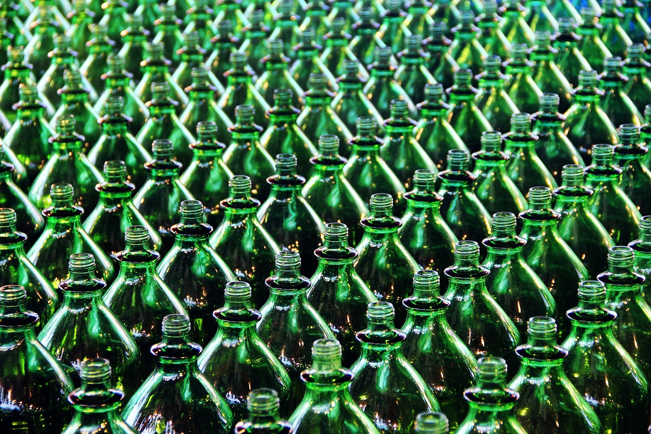 Drink Bottle Manufacture: What You Need to Know?