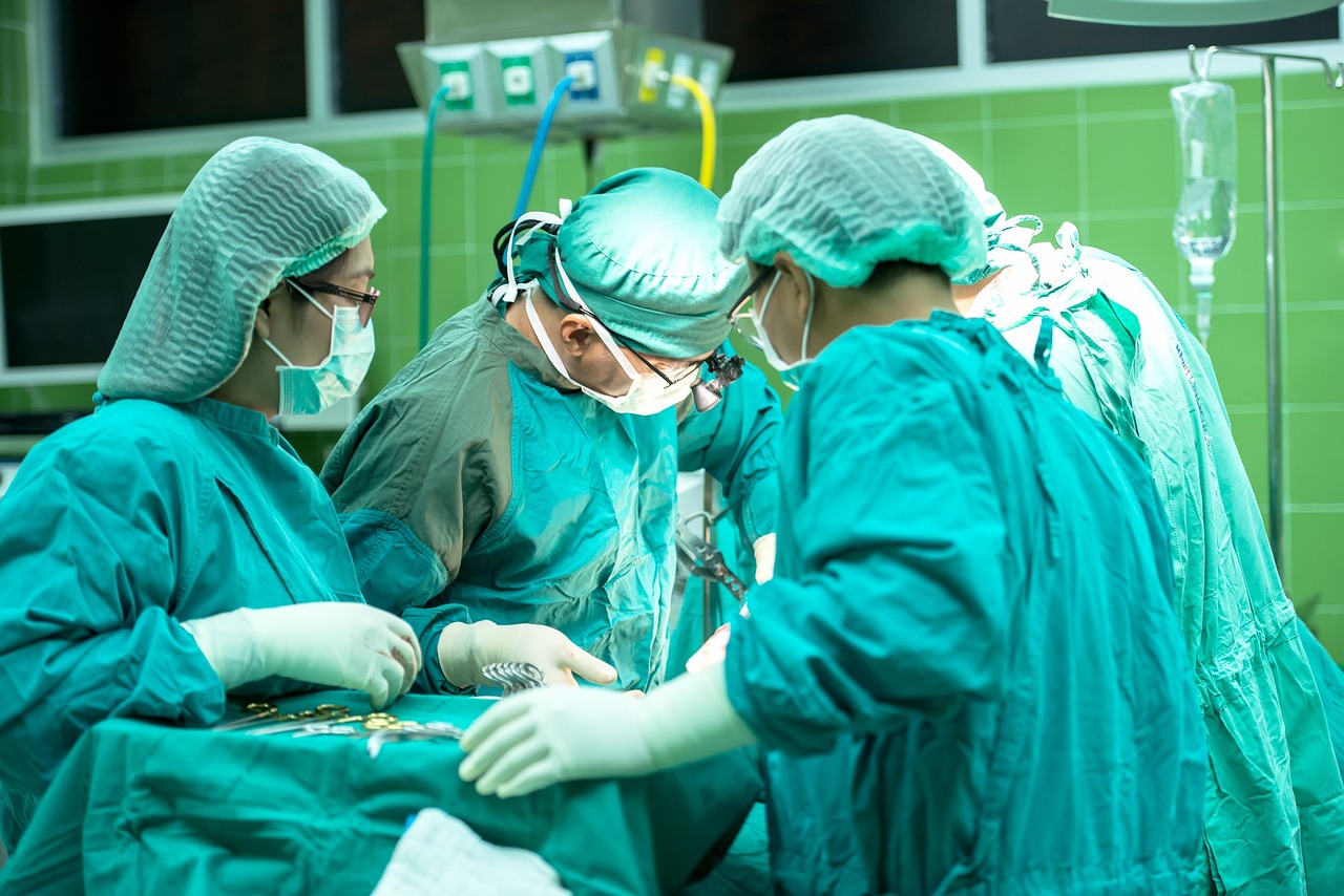 Navigating Healthcare Without a Primary Care Doctor: How Urgent Care Fills the Gap