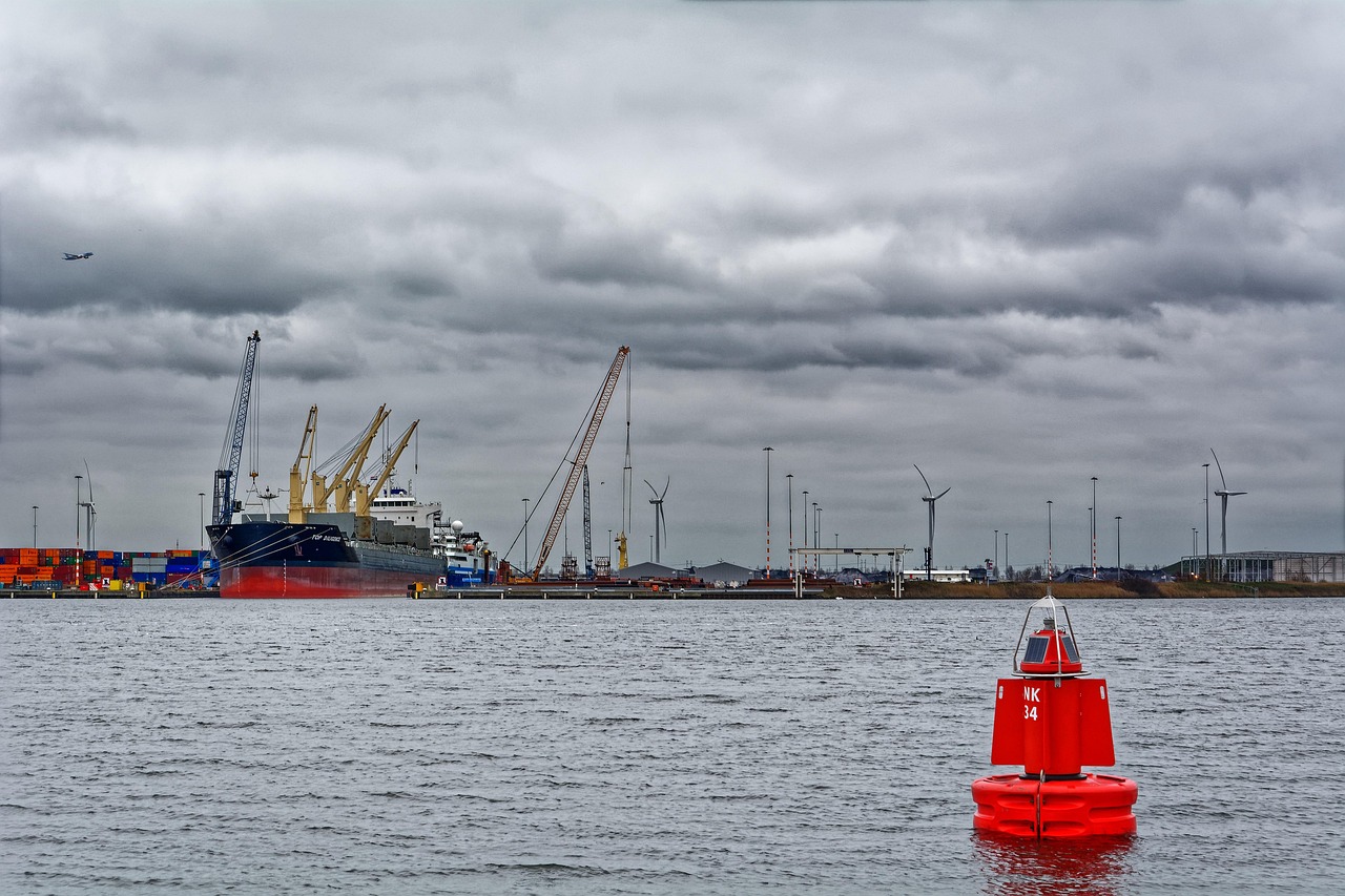 Enhance Your Dock’s Safety With Reliable Solar Dock Lights