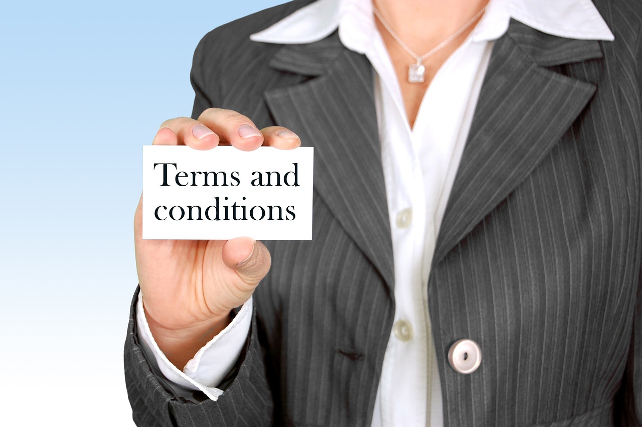 Why Should You Hire a Terms and Conditions Lawyer For Your Online Business?